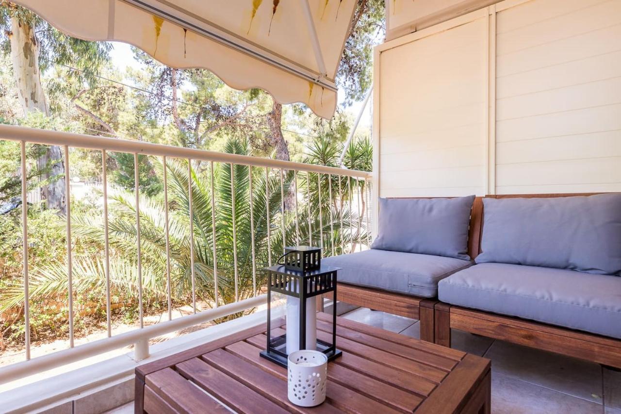 אתונה Elegant Apartment W Great Balcony In Vouliagmeni מראה חיצוני תמונה